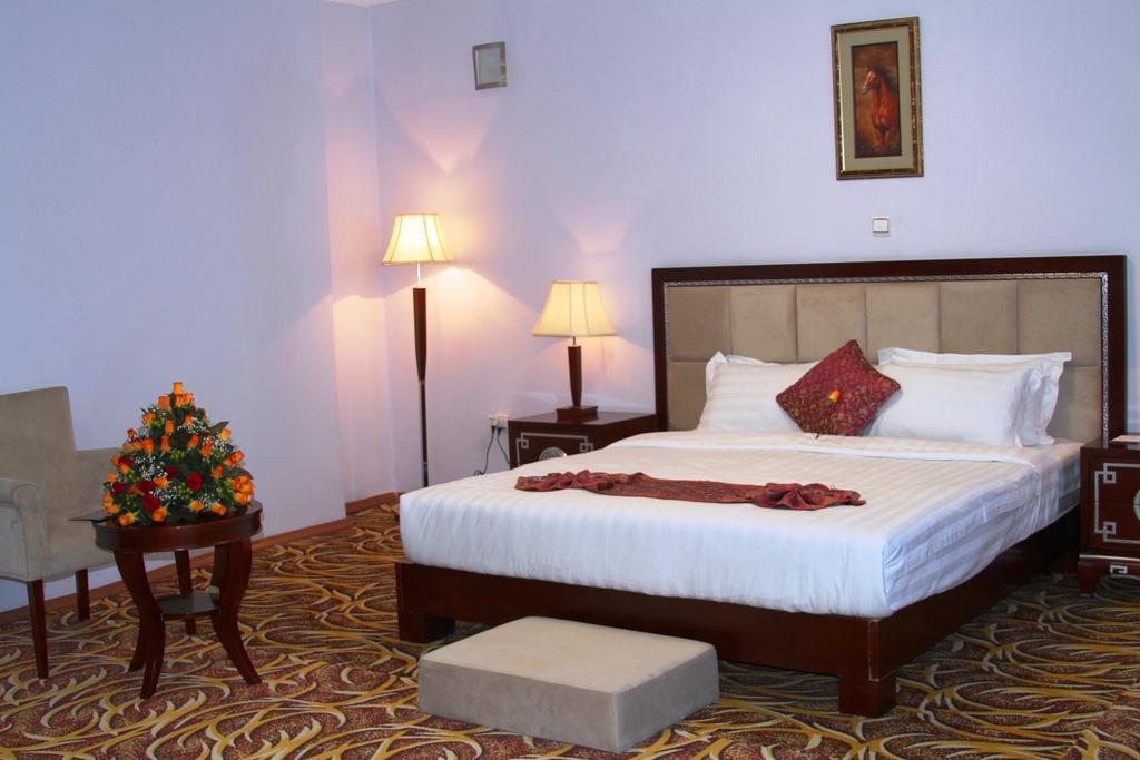 Afarensis International Hotel Addis Abeba Esterno foto
