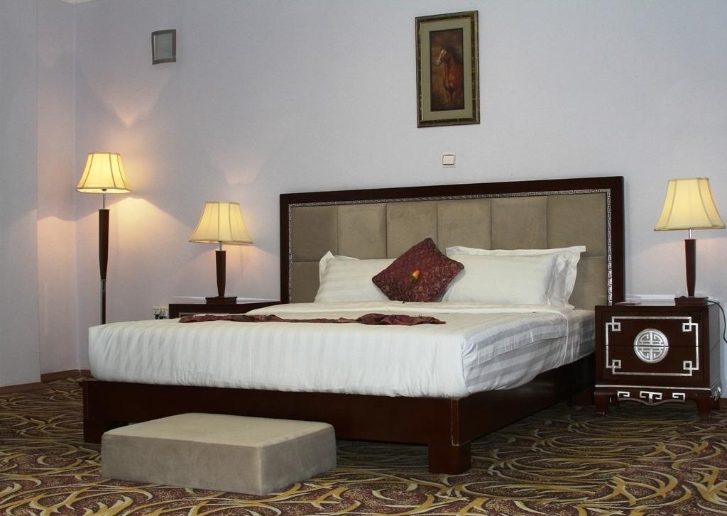 Afarensis International Hotel Addis Abeba Esterno foto